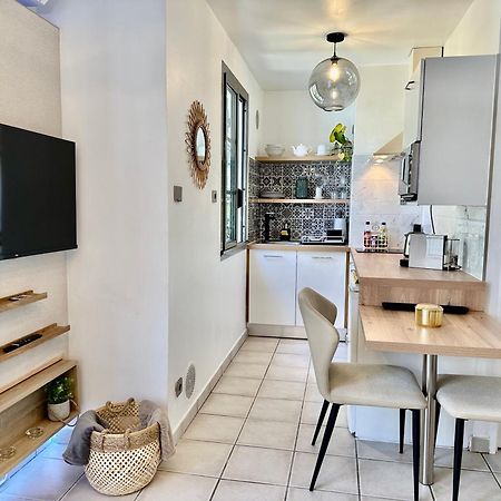 Apartamento Le Coeur Daisy'L Saint Denis Centre Exterior foto