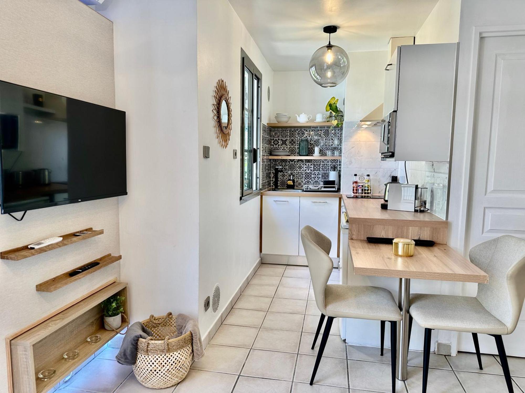 Apartamento Le Coeur Daisy'L Saint Denis Centre Exterior foto